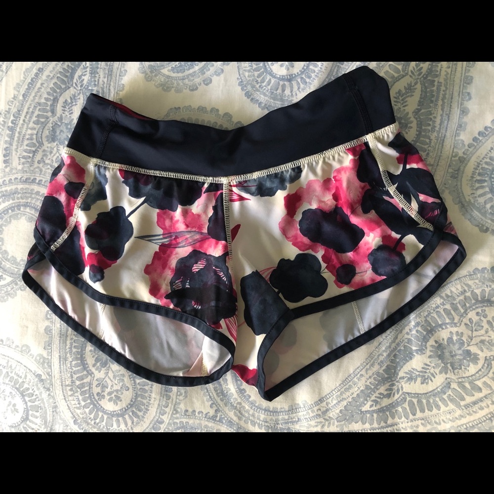 Lululemon Run Speed Short - Picture 1 of 4